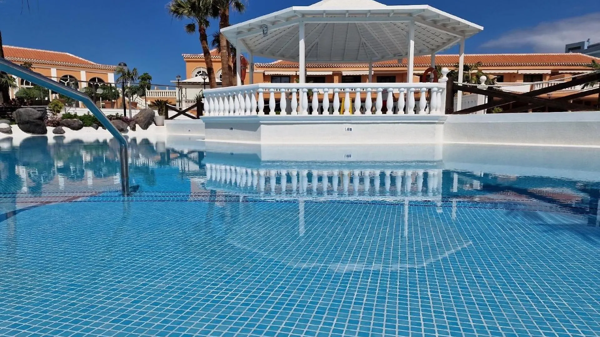 Apartment Playa Las Vistas Los Cristianos  0*, Los Cristianos (Tenerife) Spain